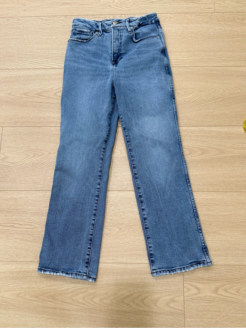 Good American Light Wash Raw Hem Straight Bootcut Jeans Women’s Size 6/28